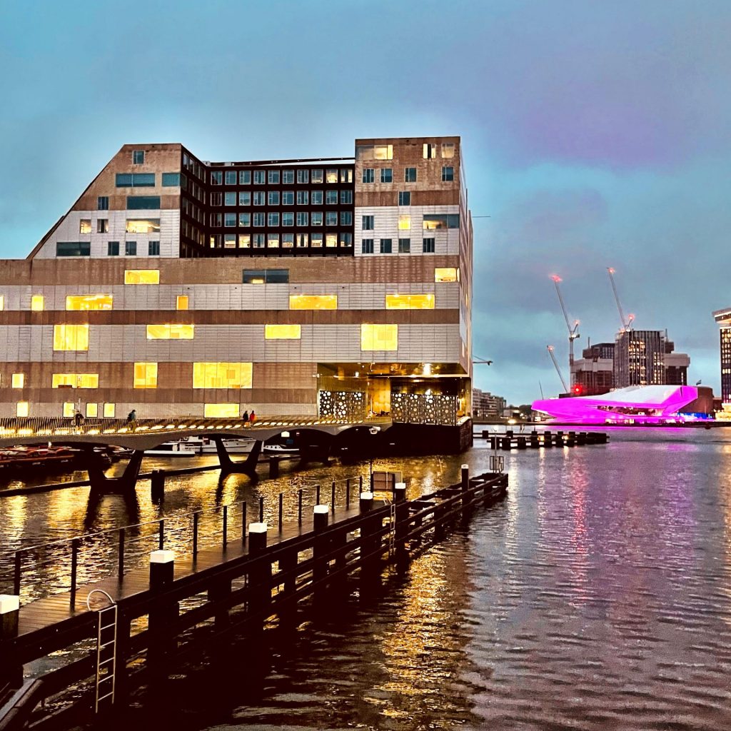 Amsterdam Marina -
photo credits @SkiesWanderer
